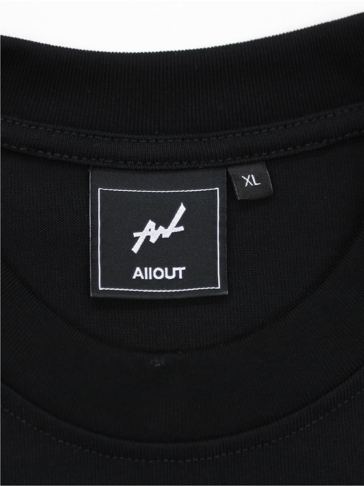 T-shirt CHEVRON EMBLEM【BLACK】