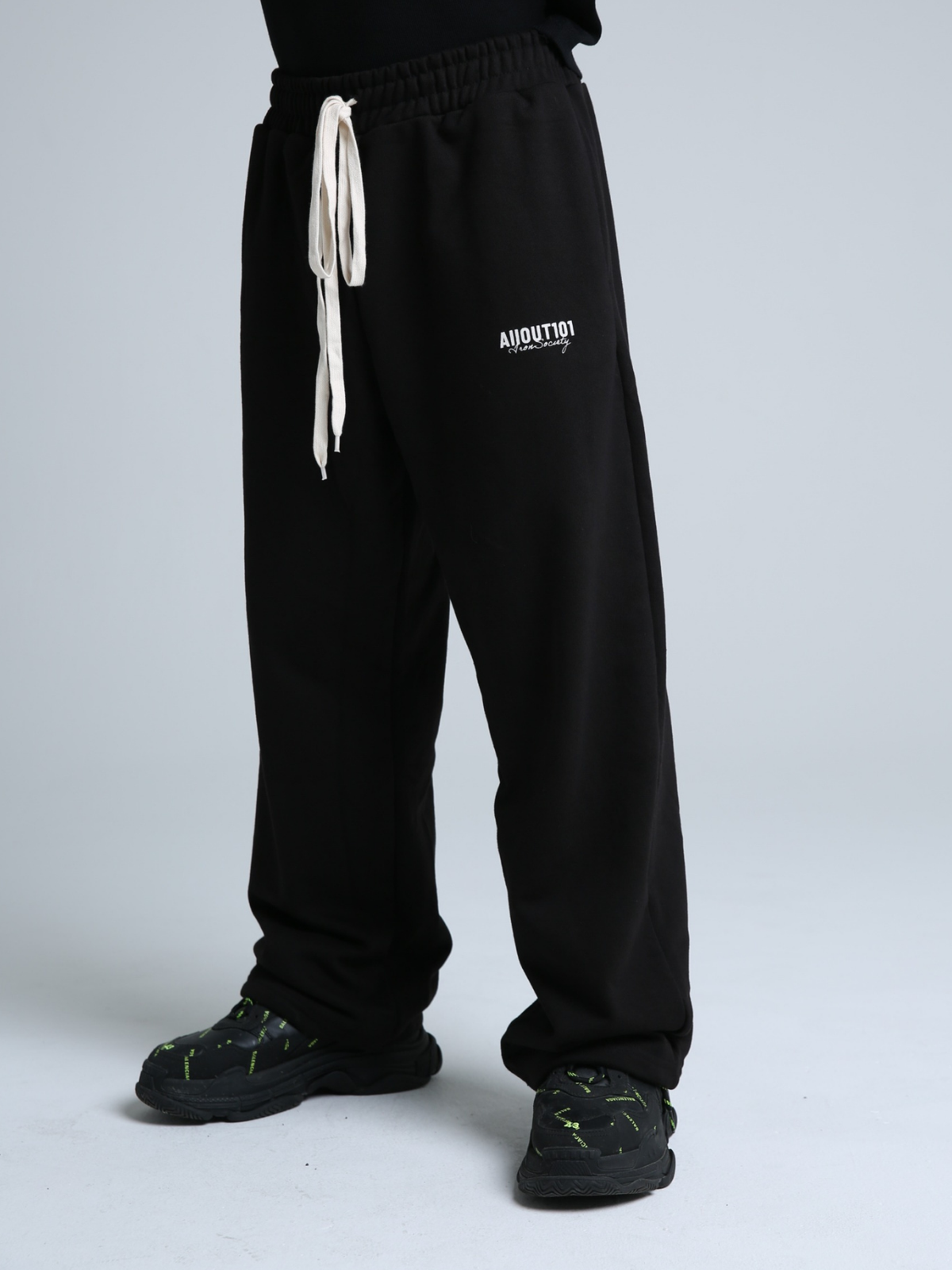 SWEAT PANTS THE 101 LEGION BLACK