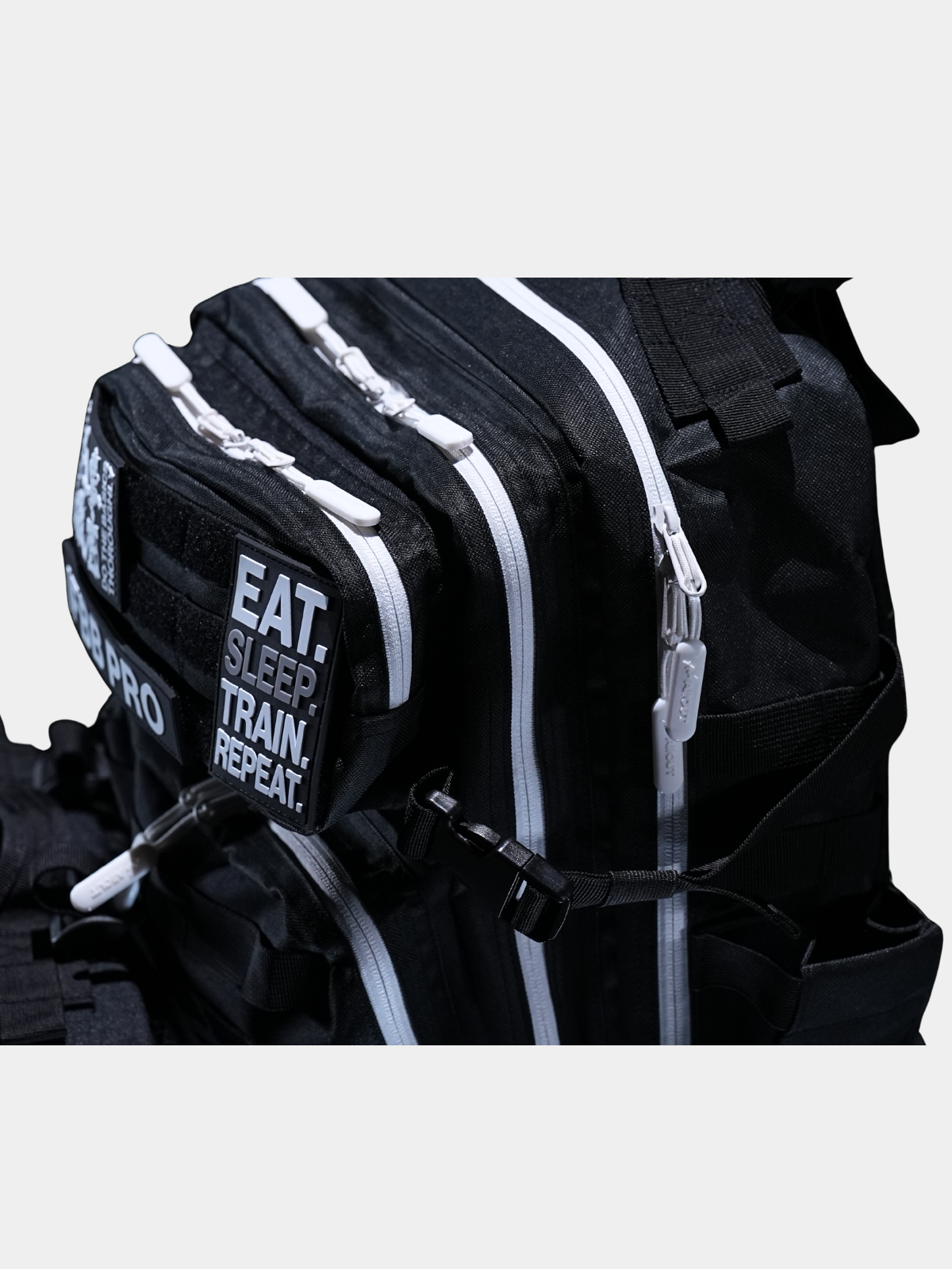 AllOUT BACKPACK 35LBLACK and WHITE