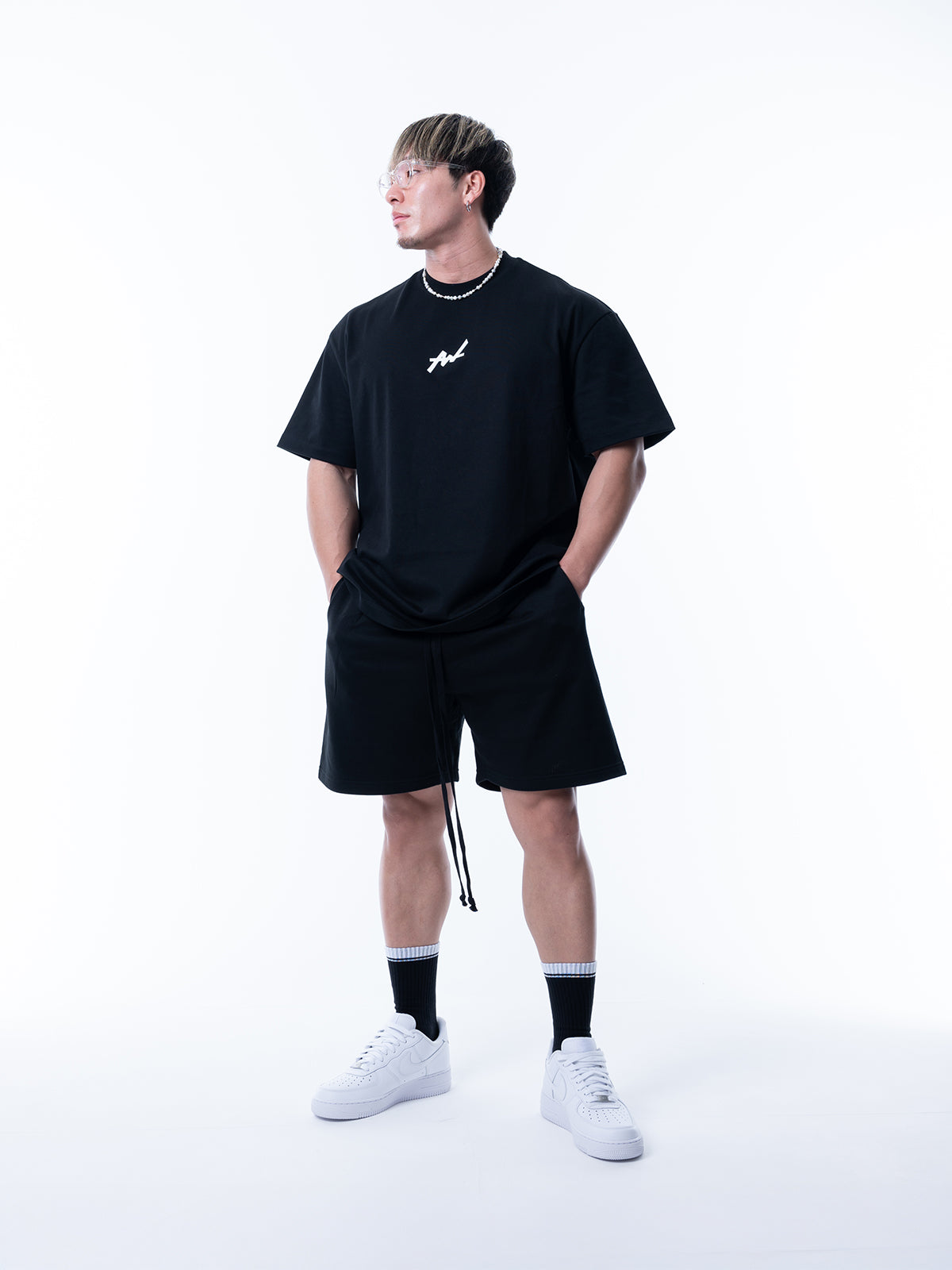 T-shirt 101 SURPASS PERFECTION【BLACK】