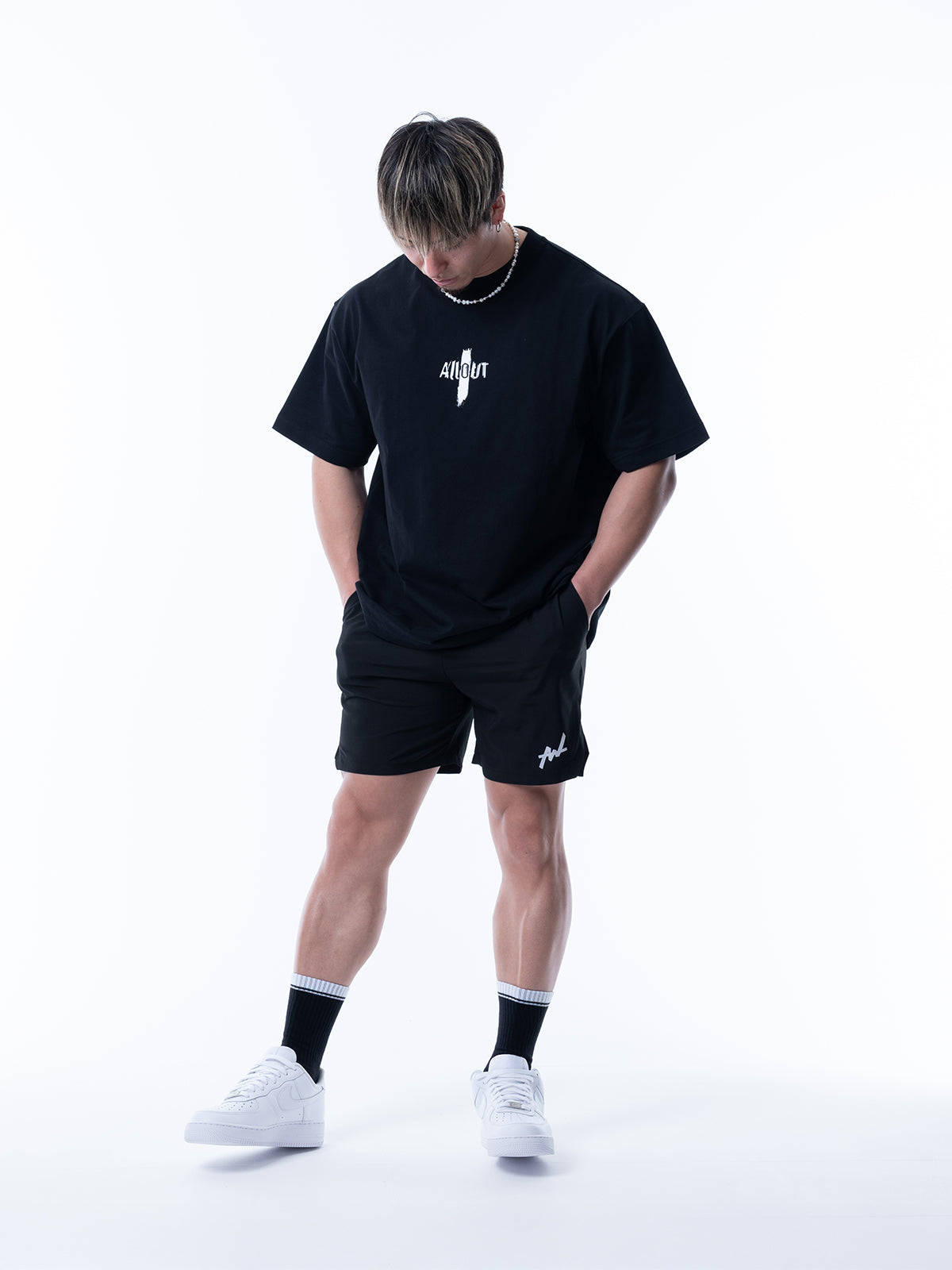 SHORTS 2-POINT LOGO