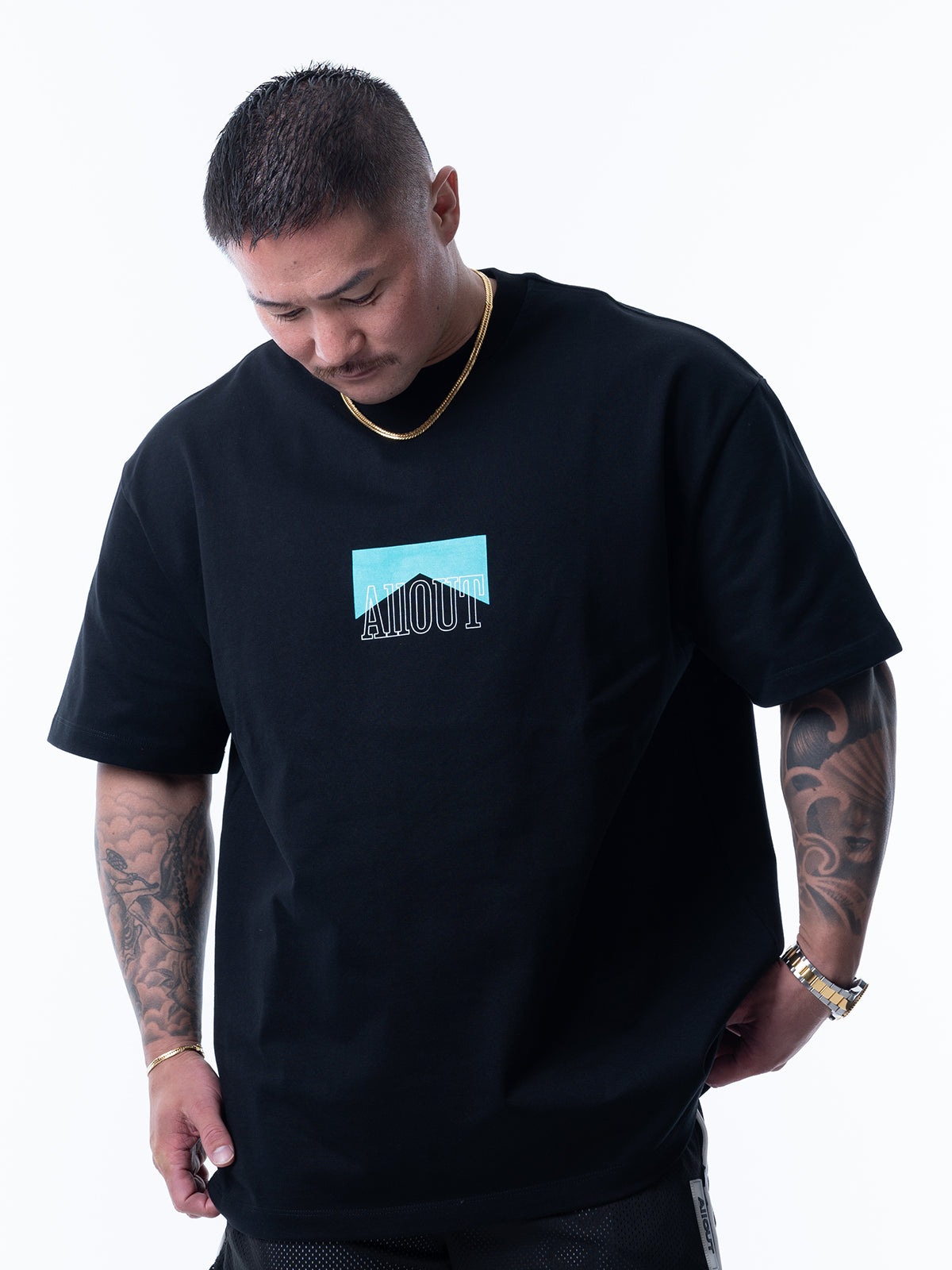 T-shirt CHEVRON EMBLEM【BLACK】