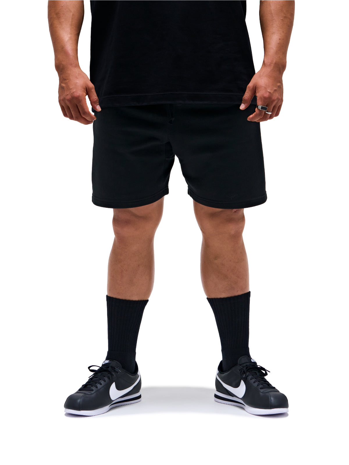 SWEAT SHORTS (BLACK)