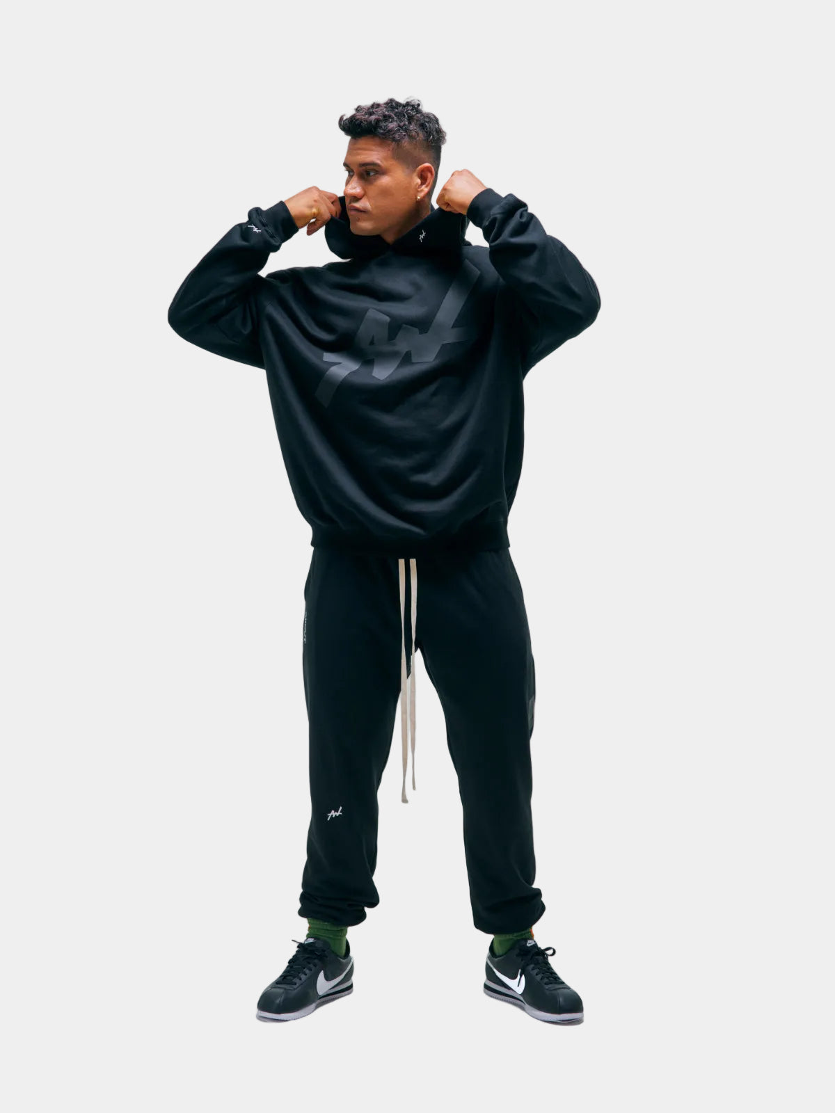 SWEAT HOODIE BIG LOGO (BLACK)