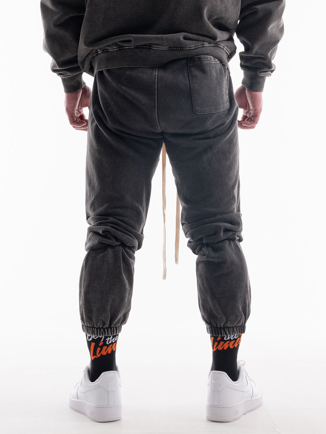 SWEAT PANTS SPRAY (BLACK)